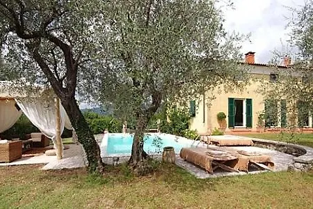 Nyaraló Sleeps 13 Pool Wifi