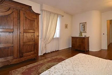 Sleeps 13 Pool Wifi *