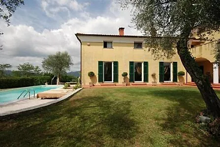 Sleeps 13 Pool Wifi Nyaraló *