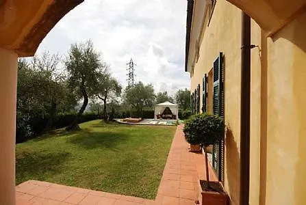 Sleeps 13 Pool Wifi