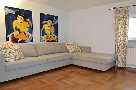 Sleeps 13 Pool Wifi