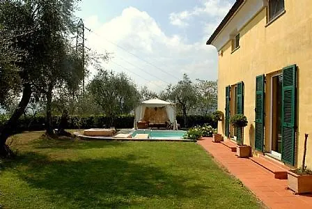 Nyaraló Sleeps 13 Pool Wifi Bolano